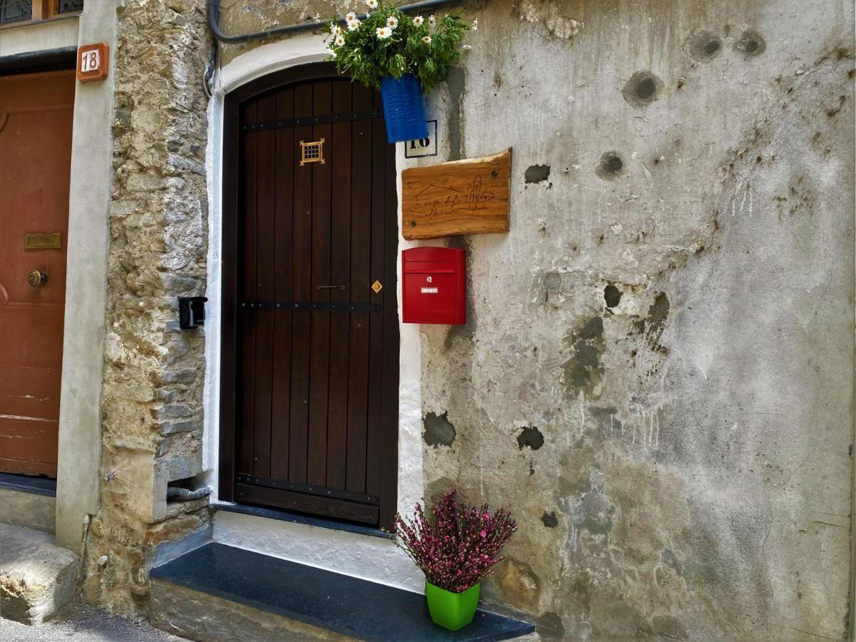 Villa La Casa Degli Alberi à Dolceacqua Extérieur photo